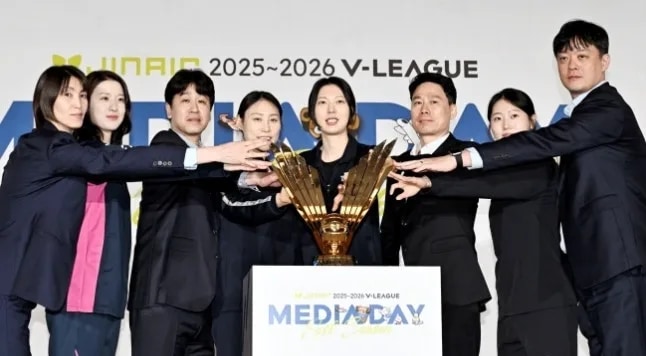 ‘누구든 상관없어’ 1위 팀의 여유, ‘우리가 간다’ 추격팀의 간절함…봄 배구도 피 말리는 경쟁, V-리그 포스트시즌 24일 서막