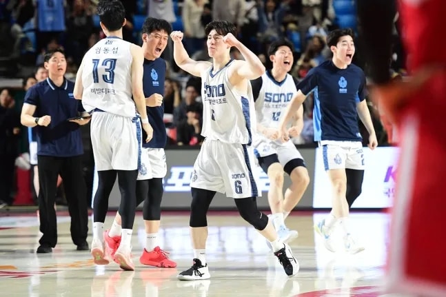 고양 소노, 창단 최다 10연승 이정현 결승 3점포로 SK 1점 차 제압