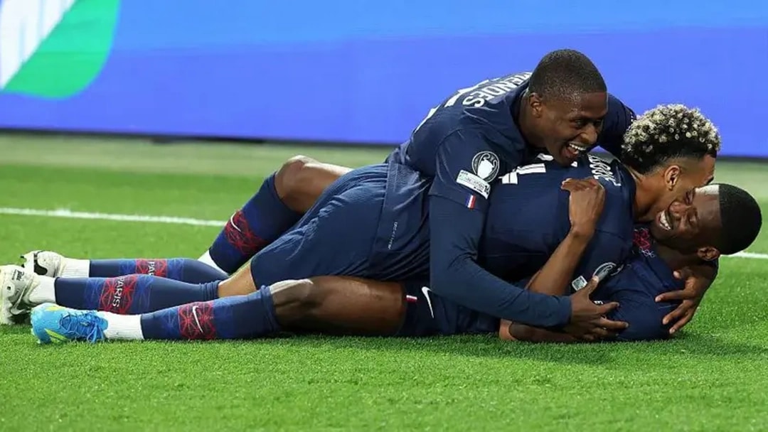 PSG, 바이에른 뮌헨에 5-4 대역전승 챔스 준결승 역대 최다 득점 경기