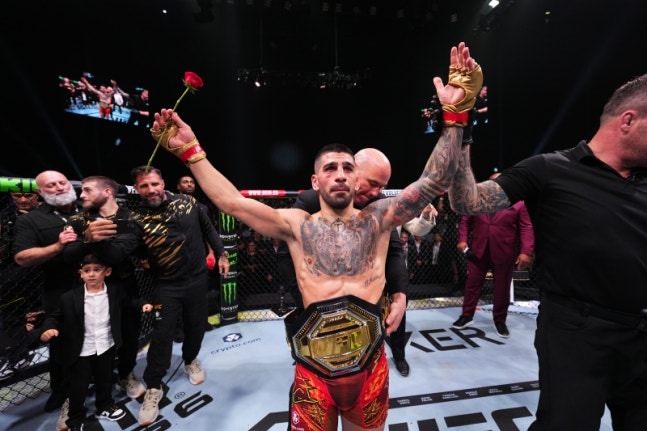 이혼 때문에 못 싸우는 UFC 챔피언 “문제 해결하면 즉각 복귀, 다음 상대는…”