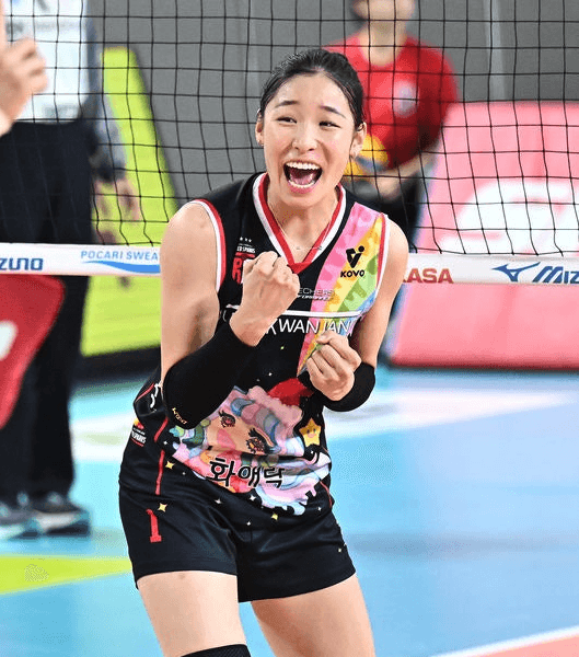 ‘김연경 능력 실화냐’ 몽골 제자 V리그 데뷔→11점 몰아쳤지만…'역전패' 정관장 2연패 수렁, 탈꼴찌 실패