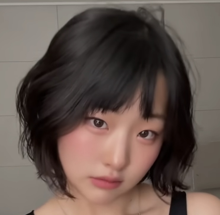 Screenshot_20251019_225817_YouTube.jpg