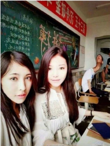 옆에 분은 목이.png