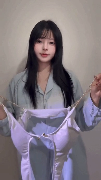 videoframe_1572.png