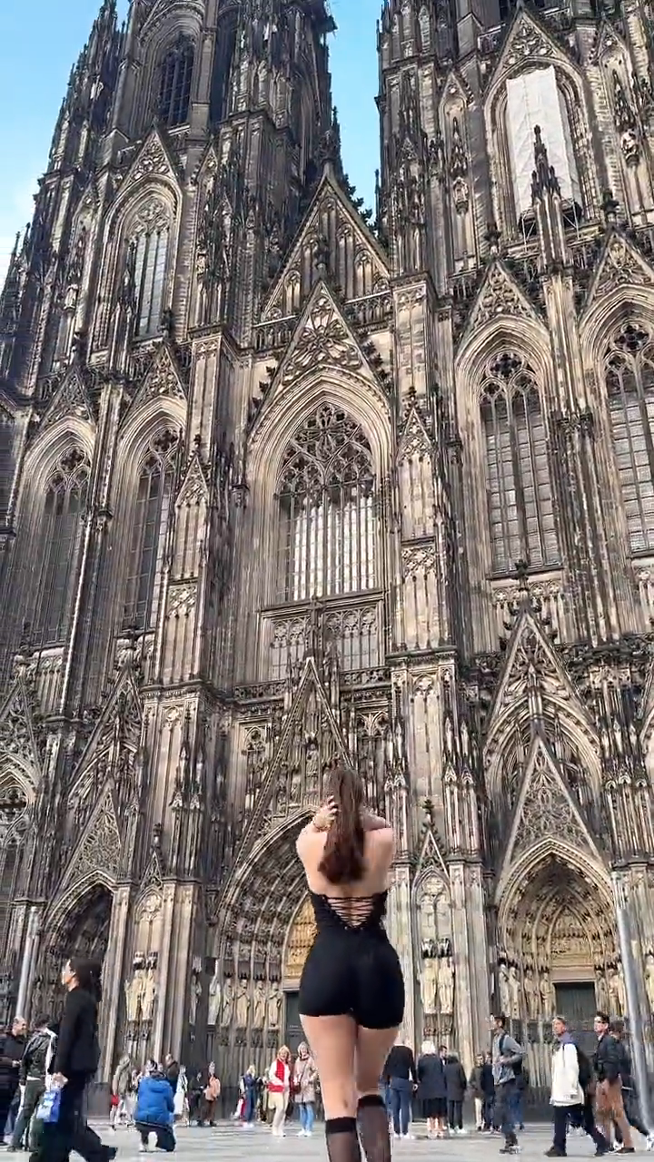 videoframe_11679.png