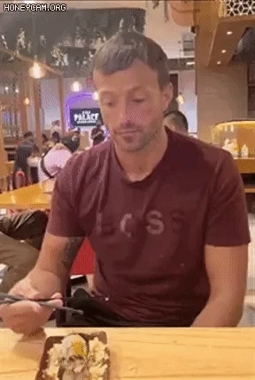 AwhL1764027665_1632683092.webp