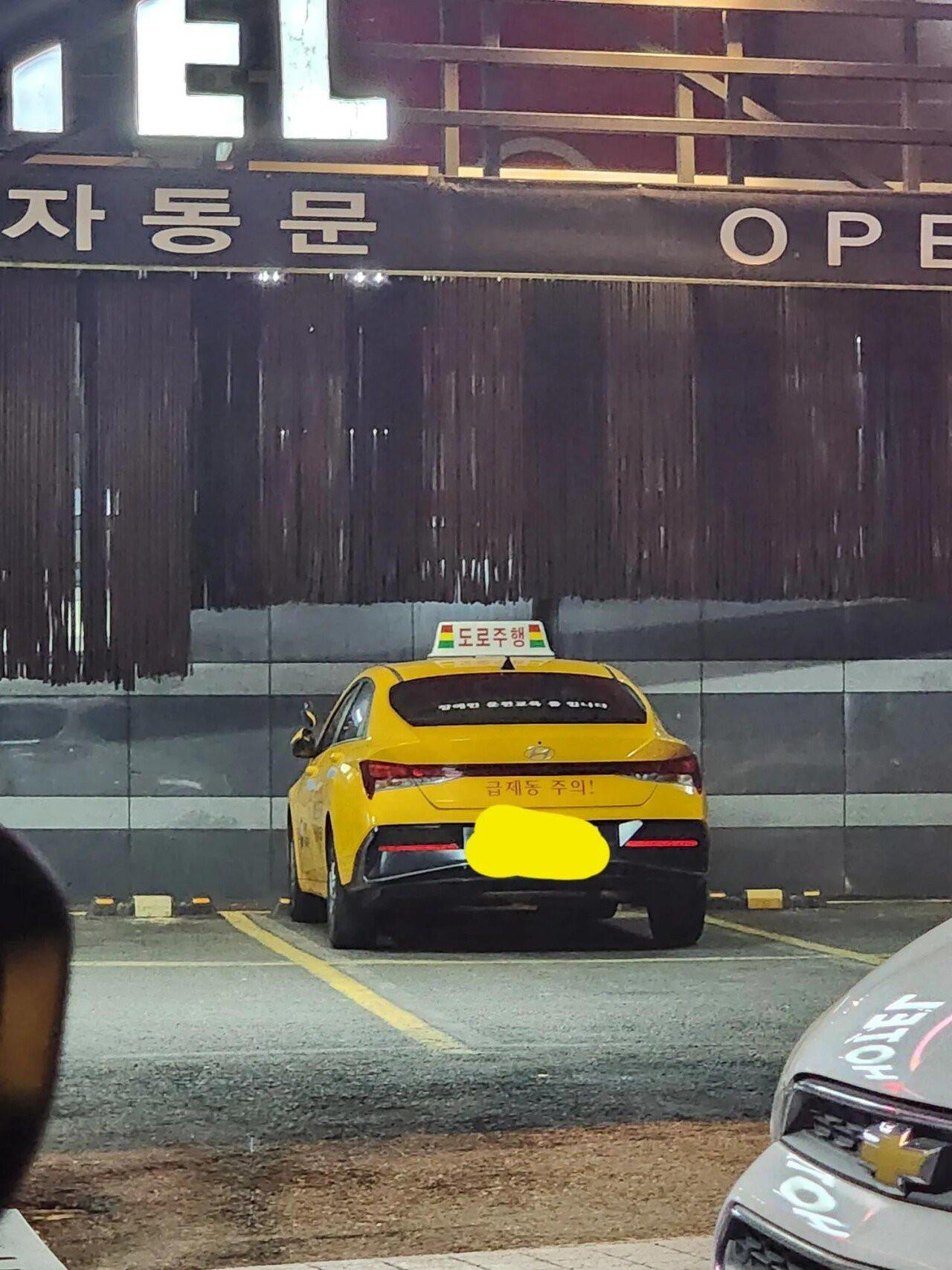 hik71764159943_957371142.jpg