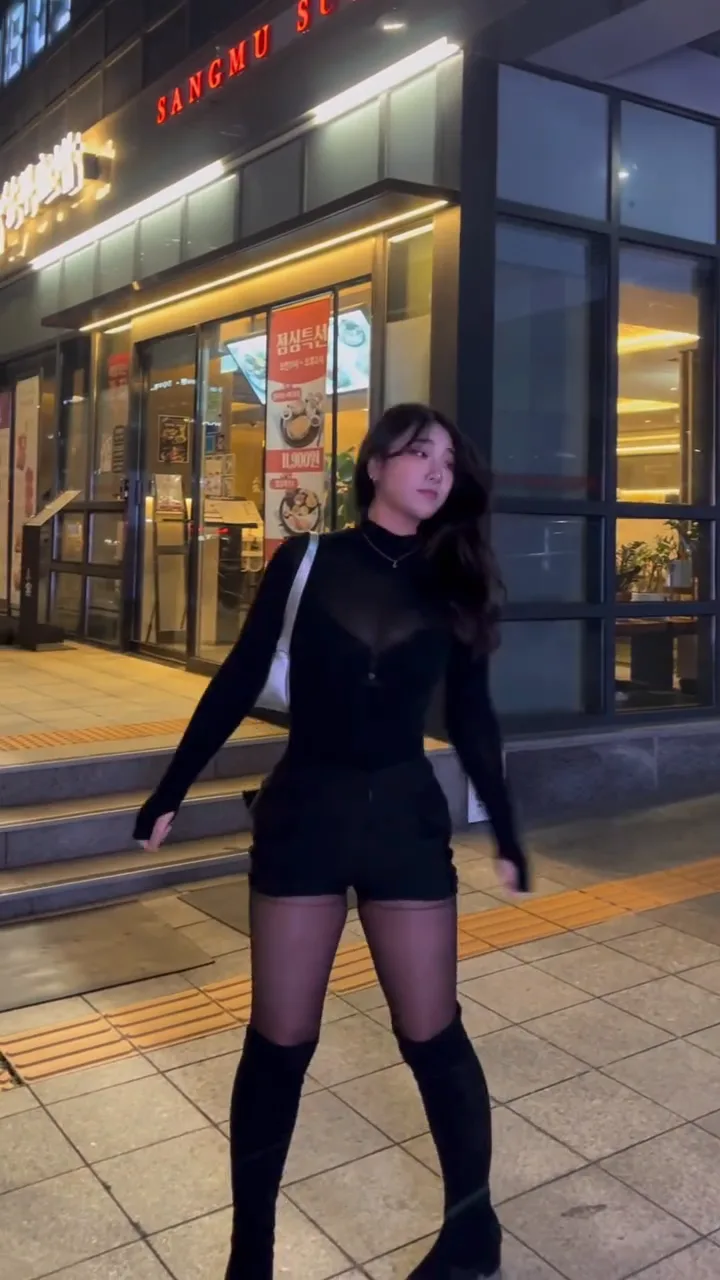 videoframe_1079.png
