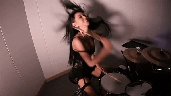 AQ0L1762045171_1298388936.gif