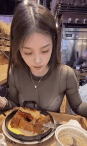 1785435650595-avfyjmiu.gif