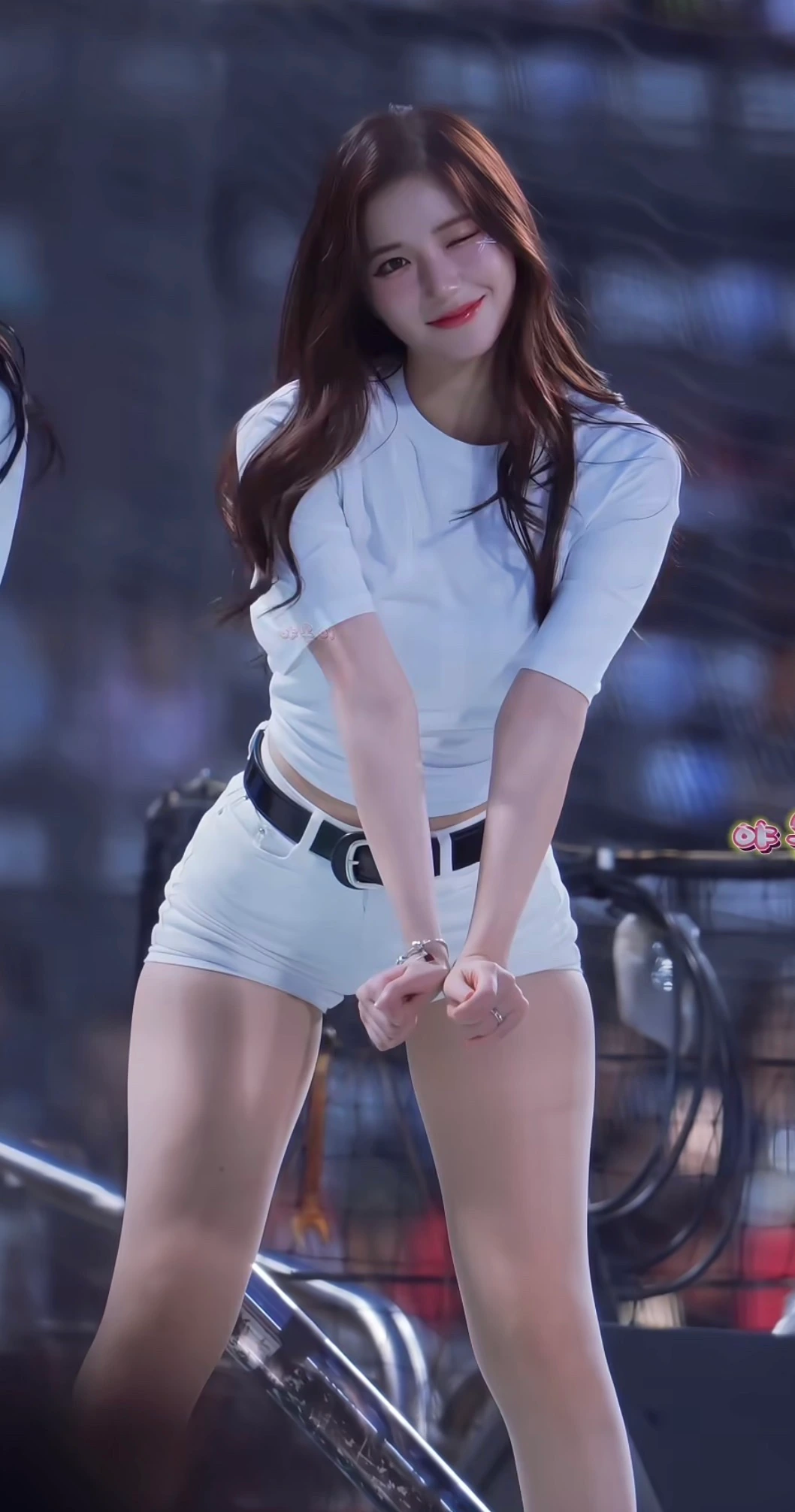 1778216096893-ewlpq3g8.jpg