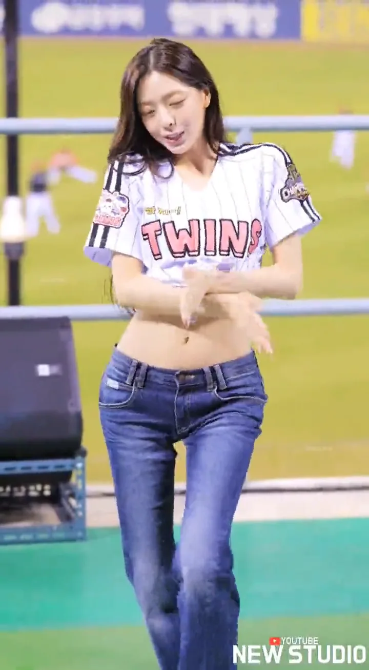 videoframe_6239.png