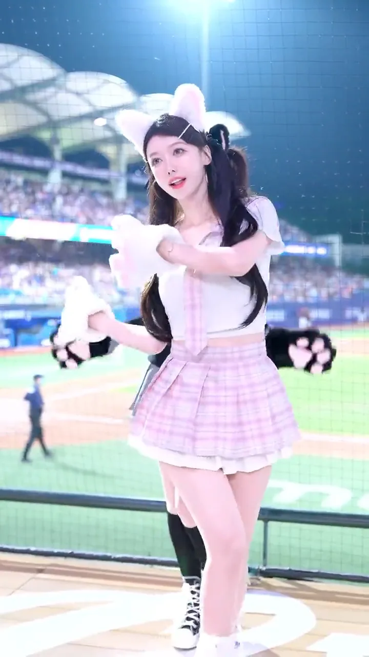 videoframe_2077.png