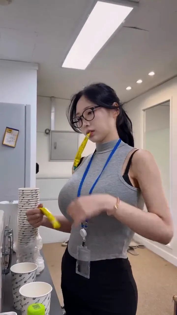 videoframe_4609.png