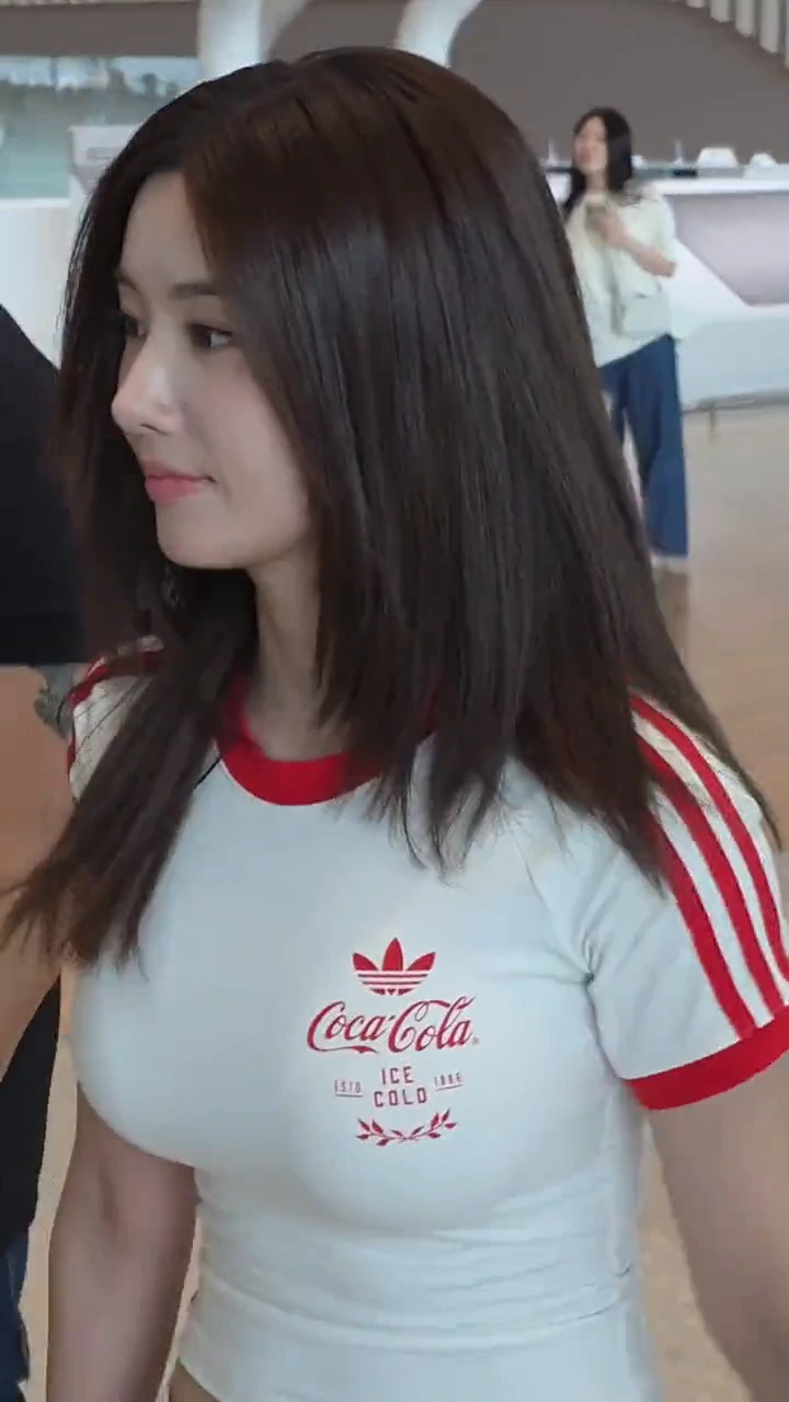 videoframe_9385.png
