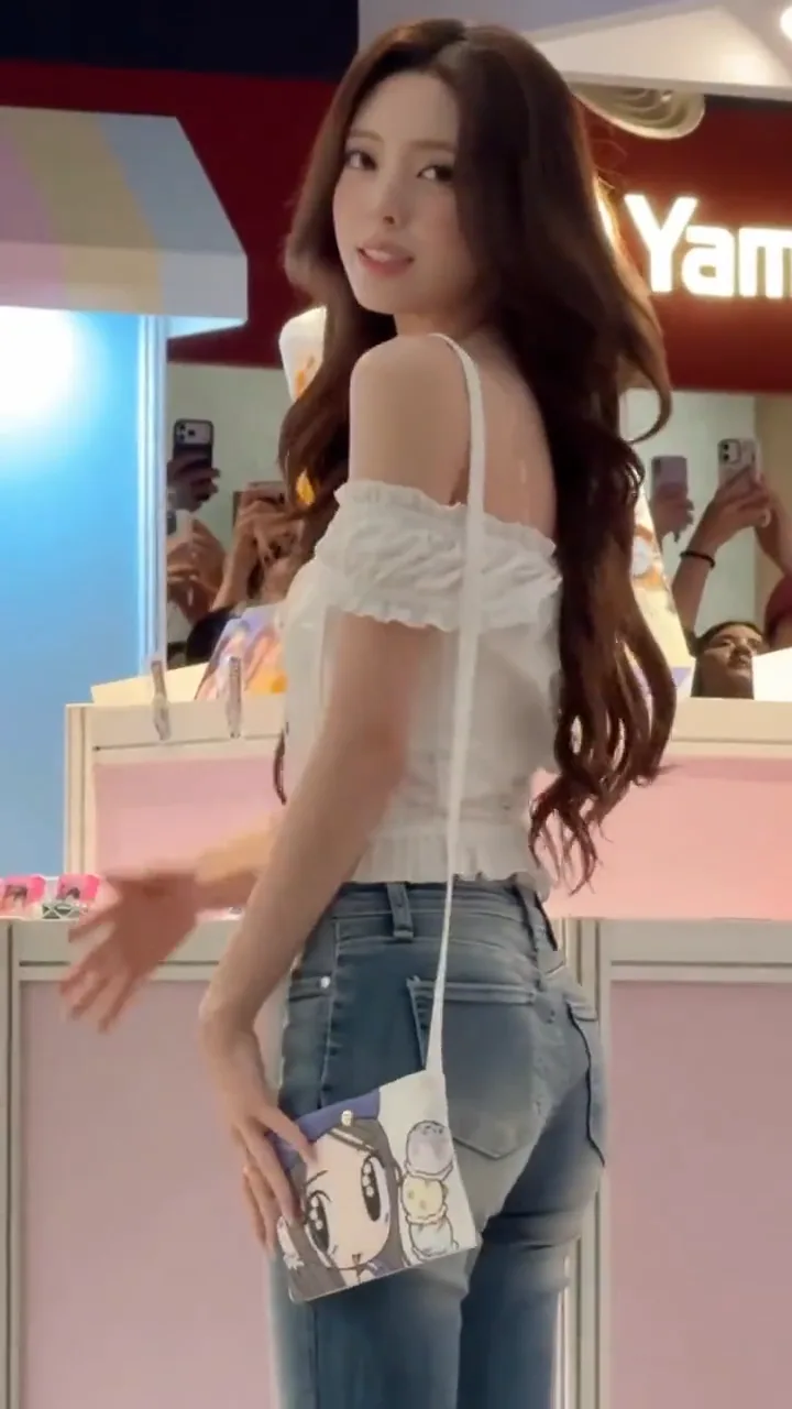 videoframe_16248.png