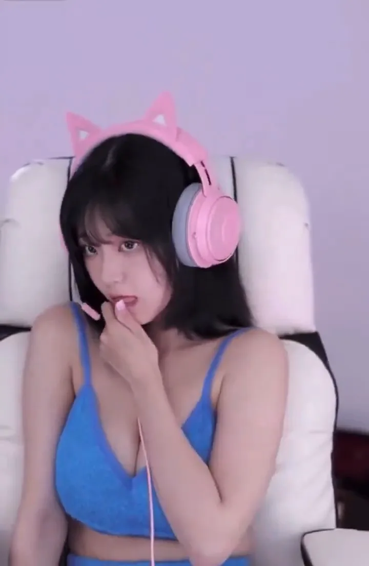 videoframe_745.png