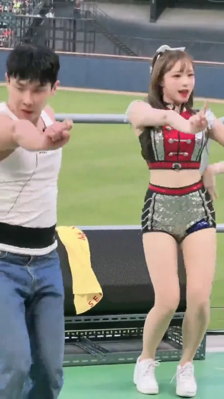 videoframe_17420.png