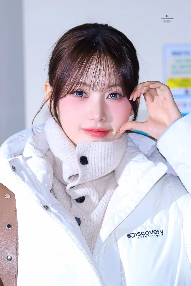 thumb-9b3dcb0c90cf07b6e6ba142e8daecac5_KHGRB5O6_f5d5967c5f644a8a05fa533cceaf7e6cf7b0a438_800x1199.jpg