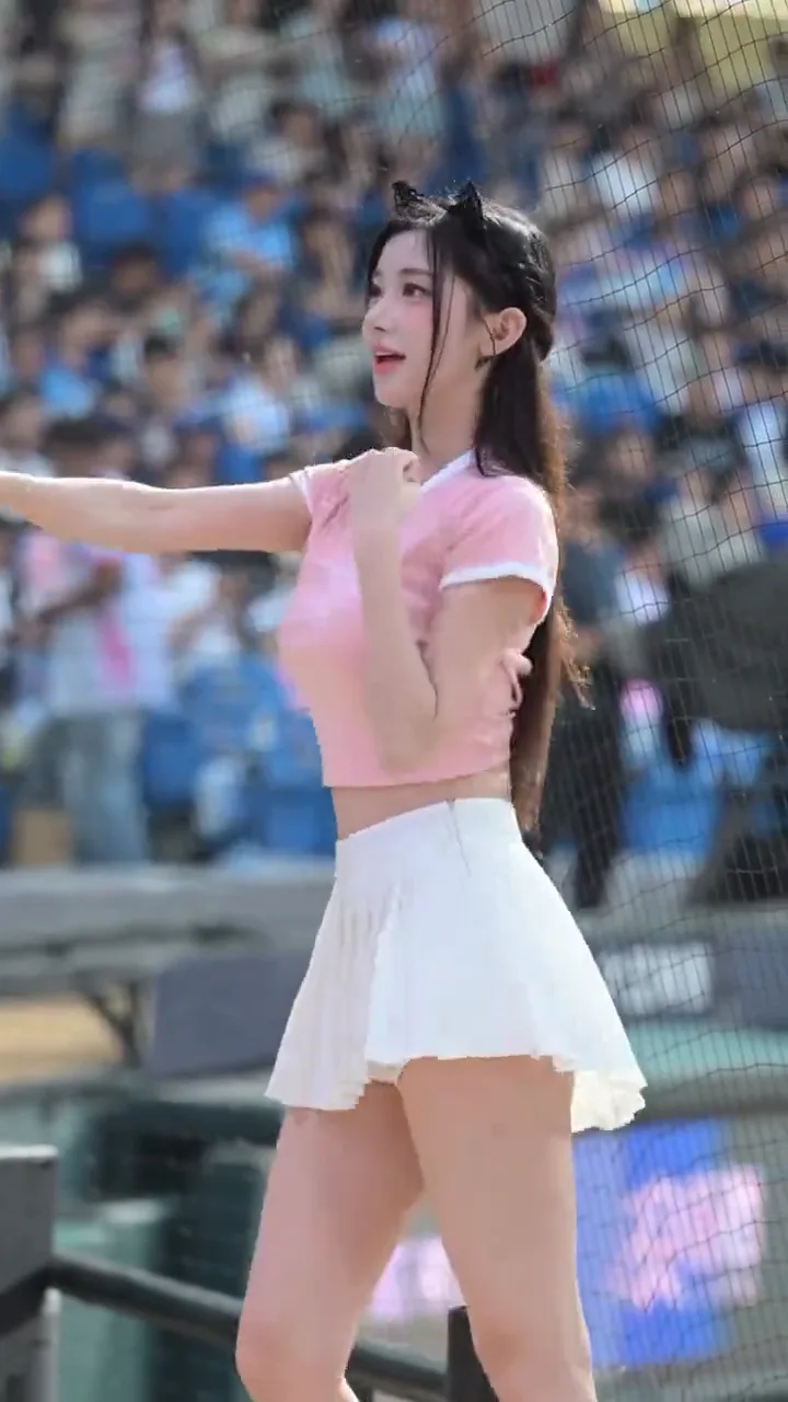 videoframe_28223.png