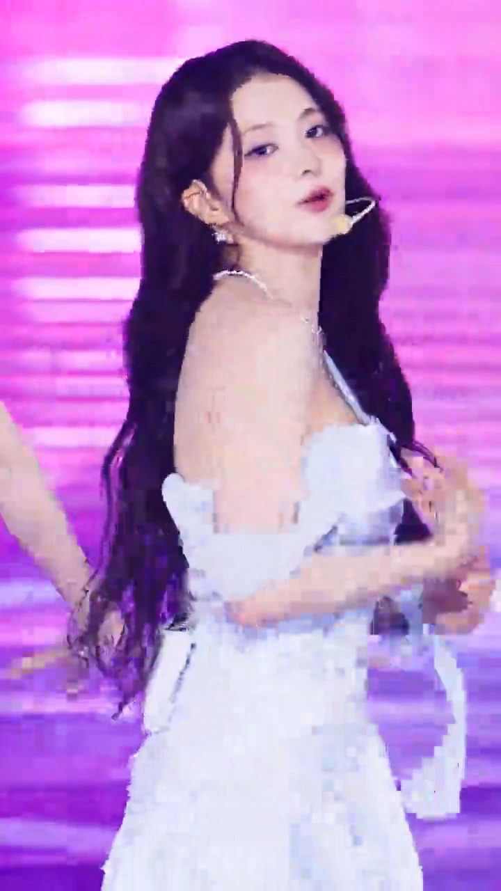 videoframe_4240.png