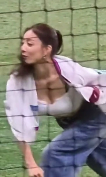 videoframe_2743.png