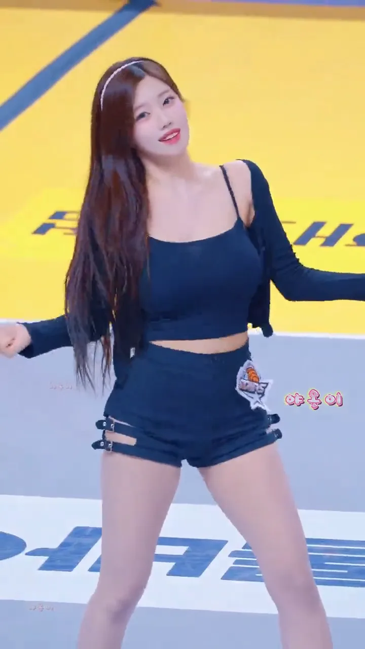 videoframe_1967.png