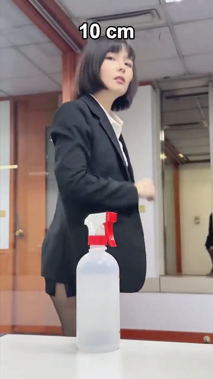 videoframe_11366.png