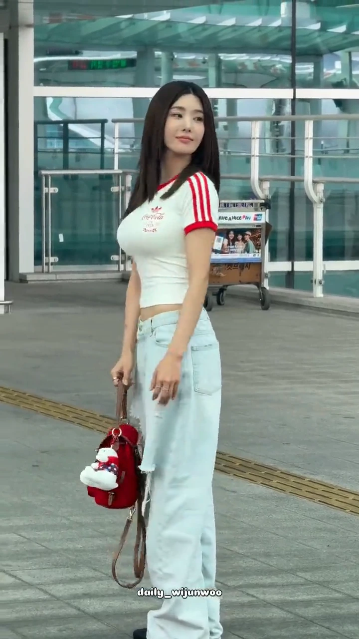 videoframe_14785.png