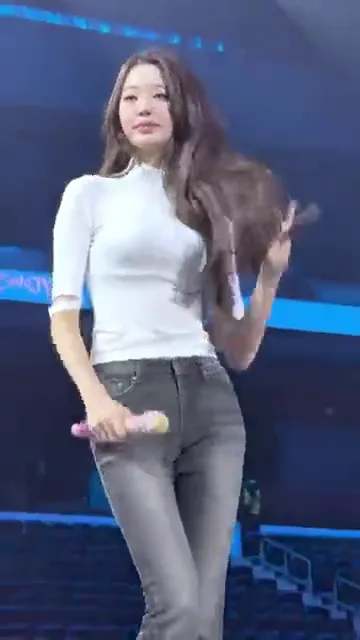 videoframe_9883.png