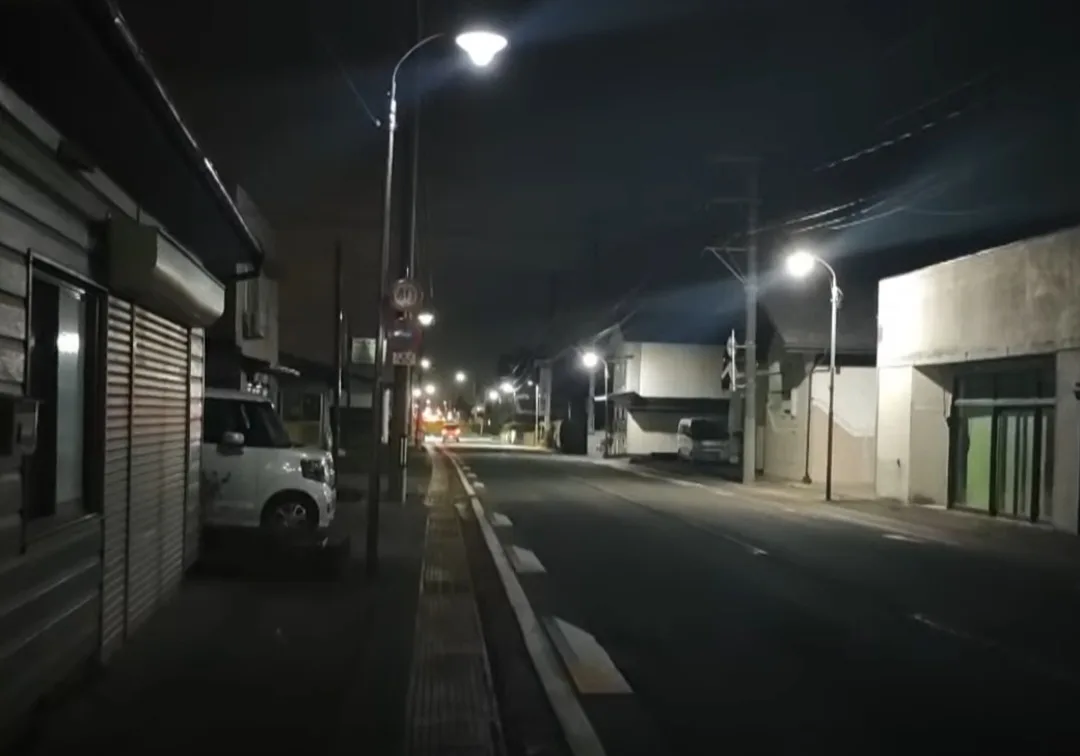 Screenshot_20260415_213749_YouTube.jpg